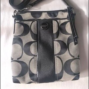 Coach cross body bag like new